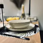 Nj Luxury Breeze Apartment